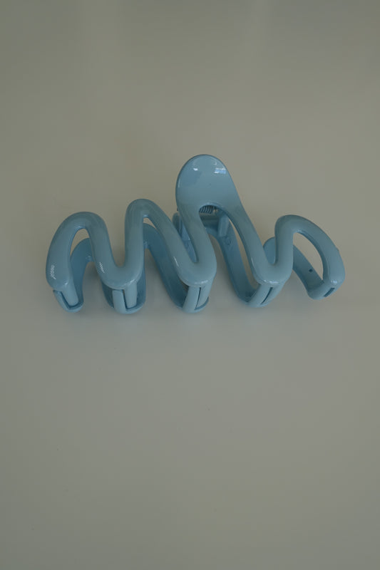 Blue Waved Hair Claw Clip