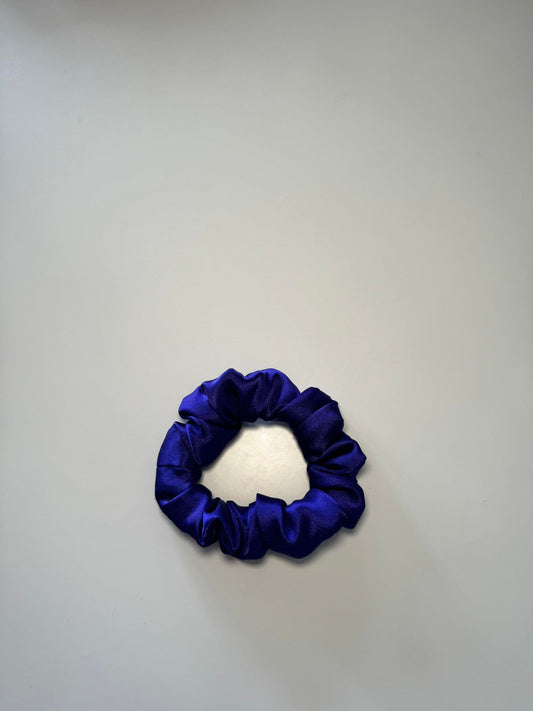 Violet Scrunchie- Mini