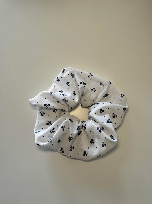 Flower Scrunchie- XL