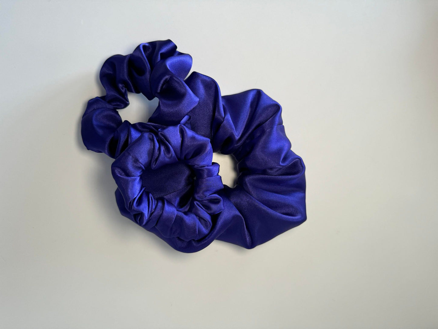 Violet Scrunchie- Mini