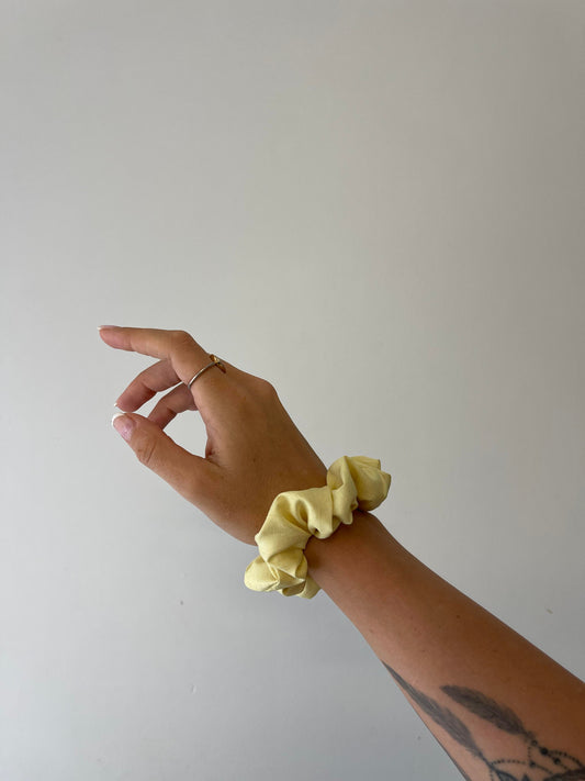 Champagne Scrunchie- M